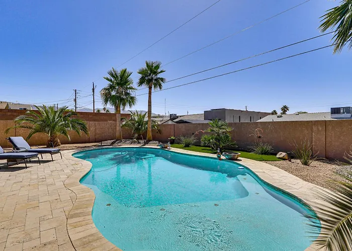 Hot Tub & 4 Mi To Boat Ramp! Havasu Escape *